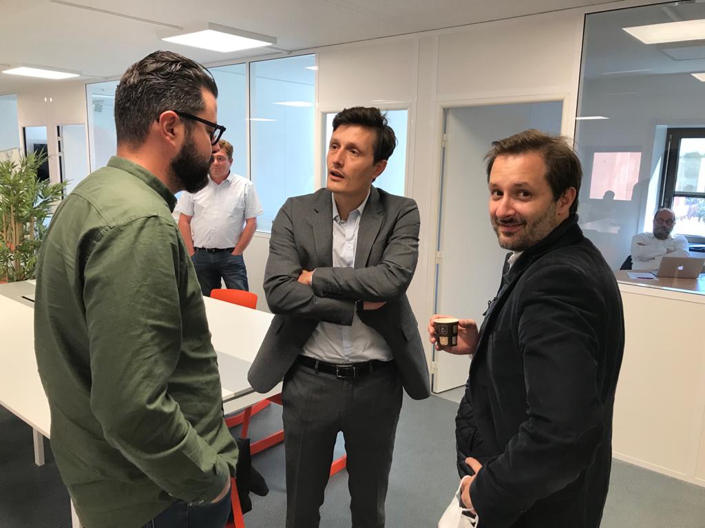MEDEF31's tweet photo. 🎓Le #Medef31 souhaite vous remercier d'avoir répondu présent à la #soutenancecommerciale des
@LesDetermines !
Merci pour les belles interventions et l’énergie positive qui ont contribué au succès de cet #évènement
😉C’était un plaisir de partager ce moment avec vous https://t.co/jvxJcQiSqQ
