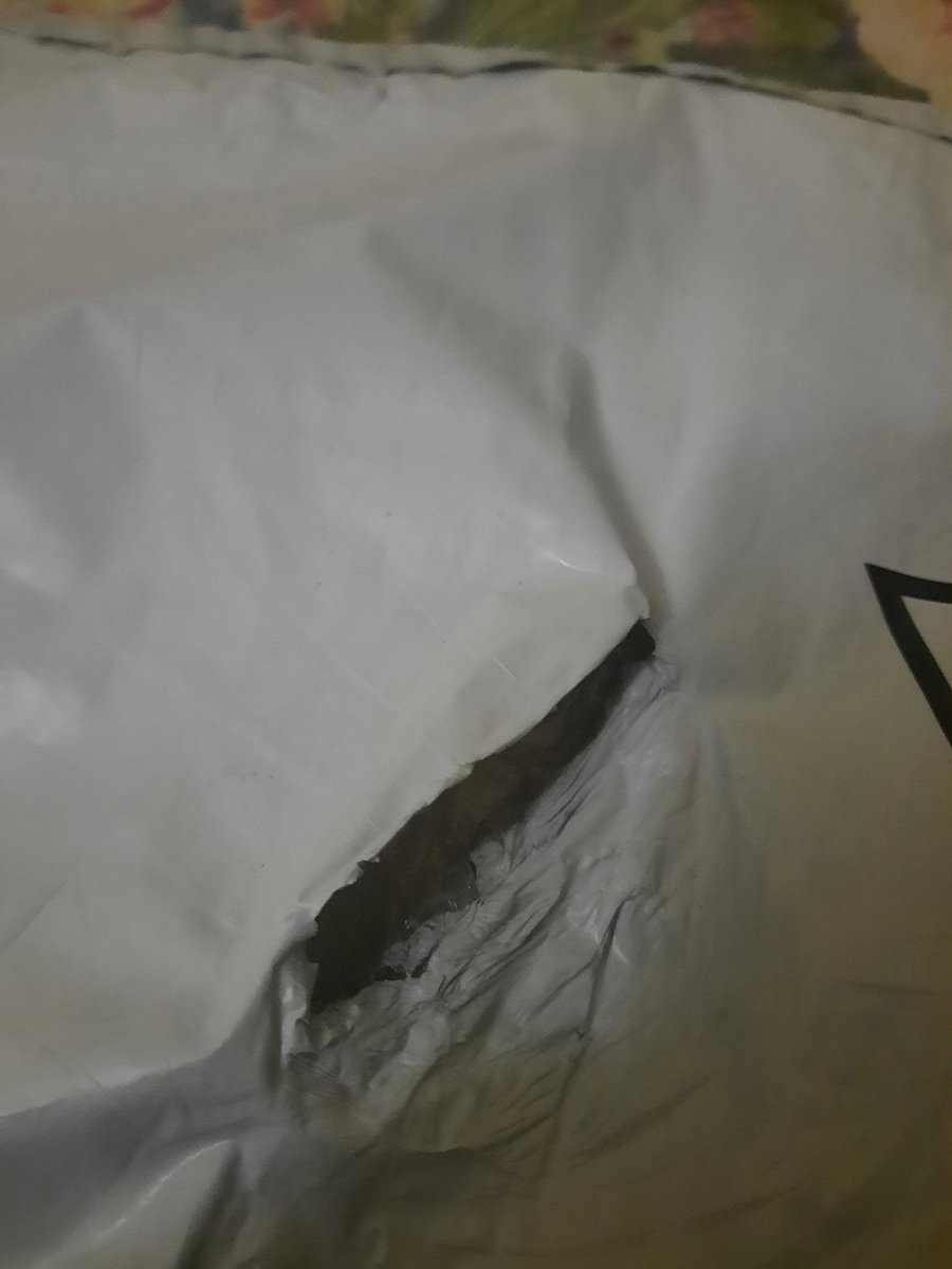 vikalpsingh111's tweet photo. Shame @amazon @amazonIN 
sent a totally wrecked box, not even bubble wrapped, then the replacement is late, CC- can't do anything if it's late no matter if you have to cancel tickets and your diwali is ruined, NO PROVISIONS FOR OUR MISTAKES. What if I make a mistake.
#Amazon https://t.co/Wy4hppv51R