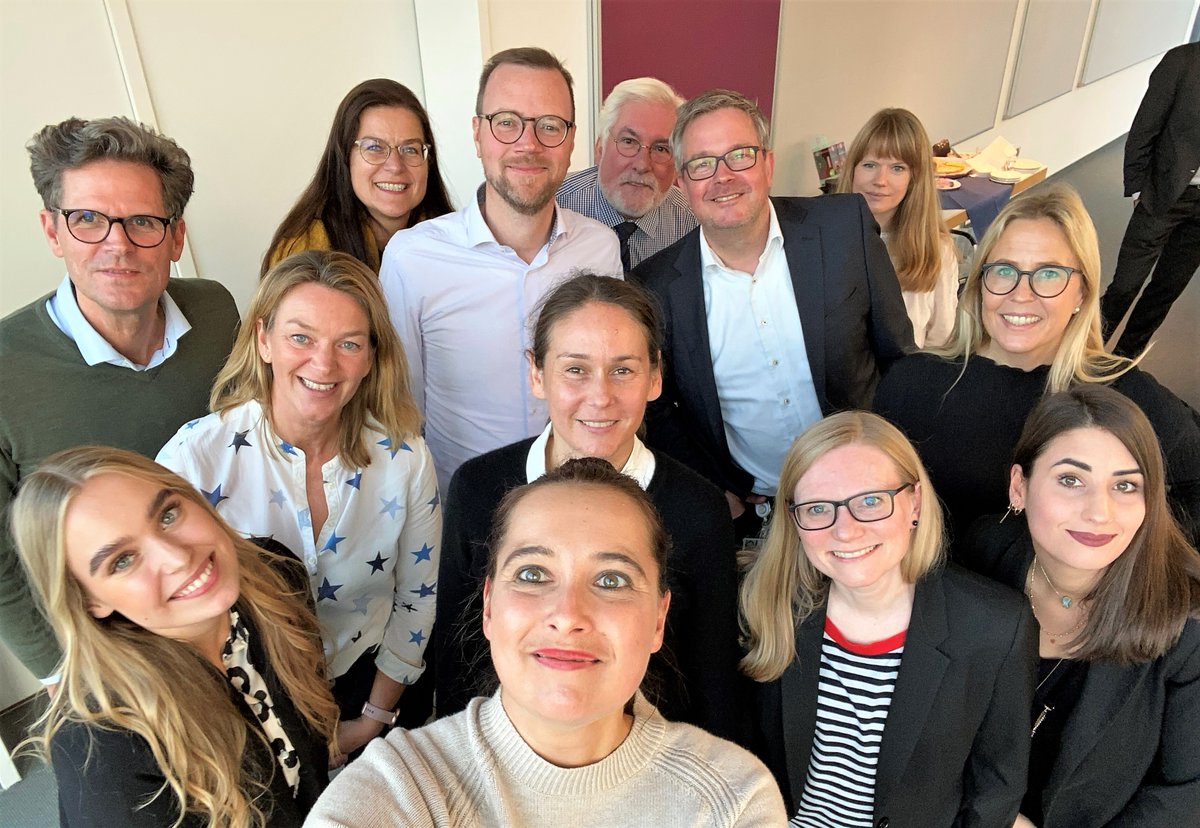 Unter_3's tweet photo. Heute Meeting in #Hannover mit dem bekanntlich besten Kommunikations-Team der Welt💙 - hier bei  @tuevnord https://t.co/EwLYGqBmAI