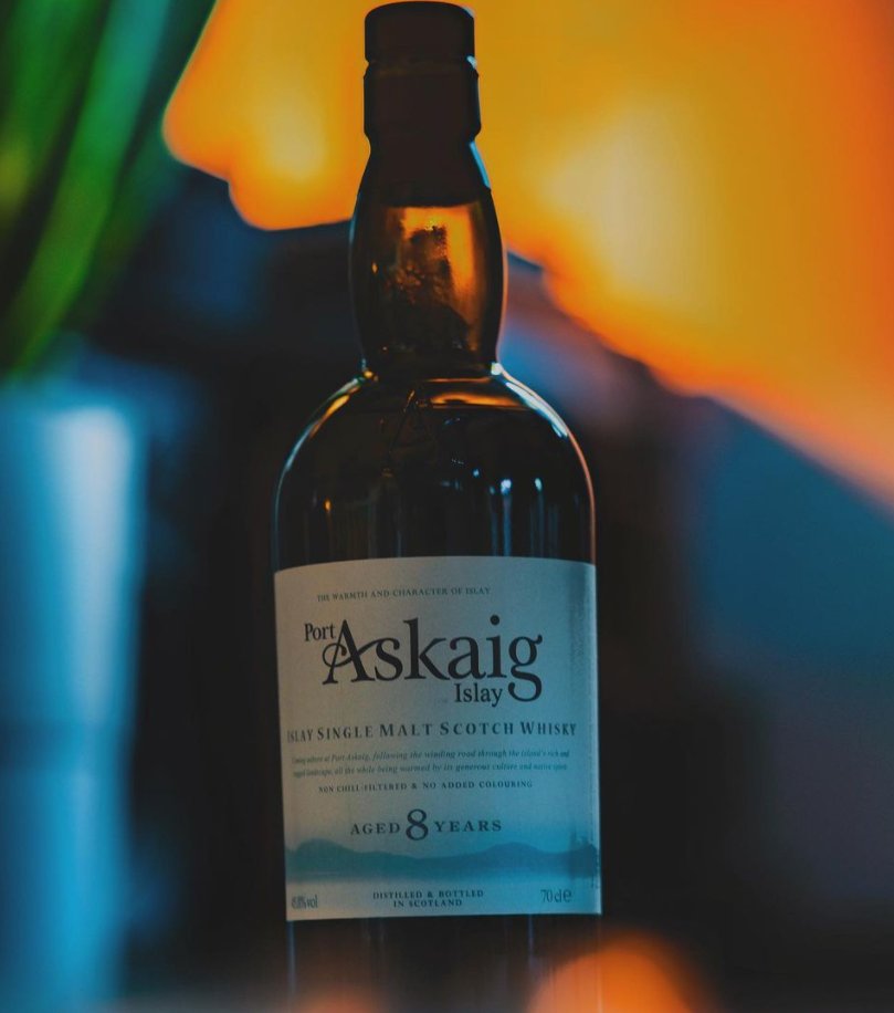 Port Askaig 8 Year Old has a palate full of rich citrus fruit, accented by salt baked mackerel. Classic Islay peat reek is mixed with a subtle honey suckle sweetness while a background of herbal character adds balance. 

Image: @ caskofgold on IG