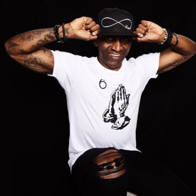 VictorCHall's tweet photo. #NewProfilePic https://t.co/XlhWGw2bBp