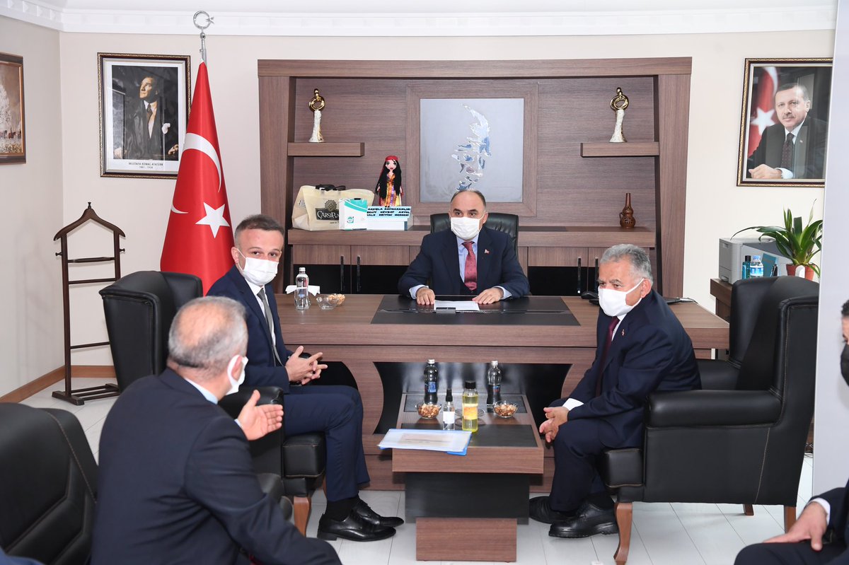 Memduh Büyükkılıç