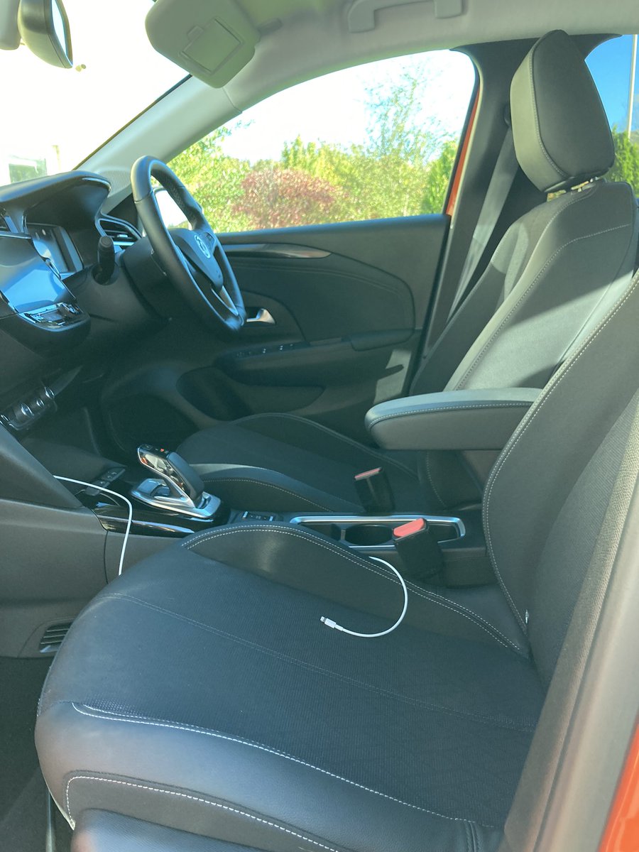 Appropriately I’ve got a <a href="/VauxhallPR/">Vauxhall PR</a> Corsa-e on test during COP 26.
Looking very orange in the autumn sun!