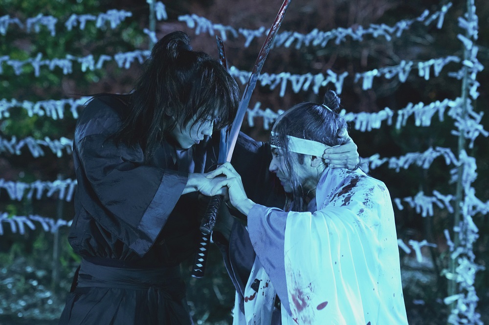 warnerjp's tweet photo. ただいま『#るろうに剣心最終章』公式(@ruroken_movie ) にて、ダウンロード先行配信記念『The Beginning』同時再生会を開催中❄

ここで、動乱の幕末をそれぞれの志を胸に戦った人物たちをおさらいしたいと��います！か、カッコいい…

#おうちで剣心 https://t.co/5qXPGW3EE7