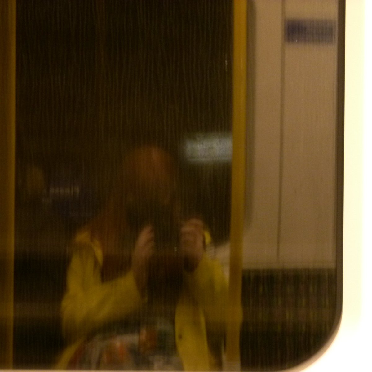 cryovermilk's tweet photo. tube 
l|tags|l
#photography #photographer #photo #tube #London https://t.co/7WjVtg4dlP