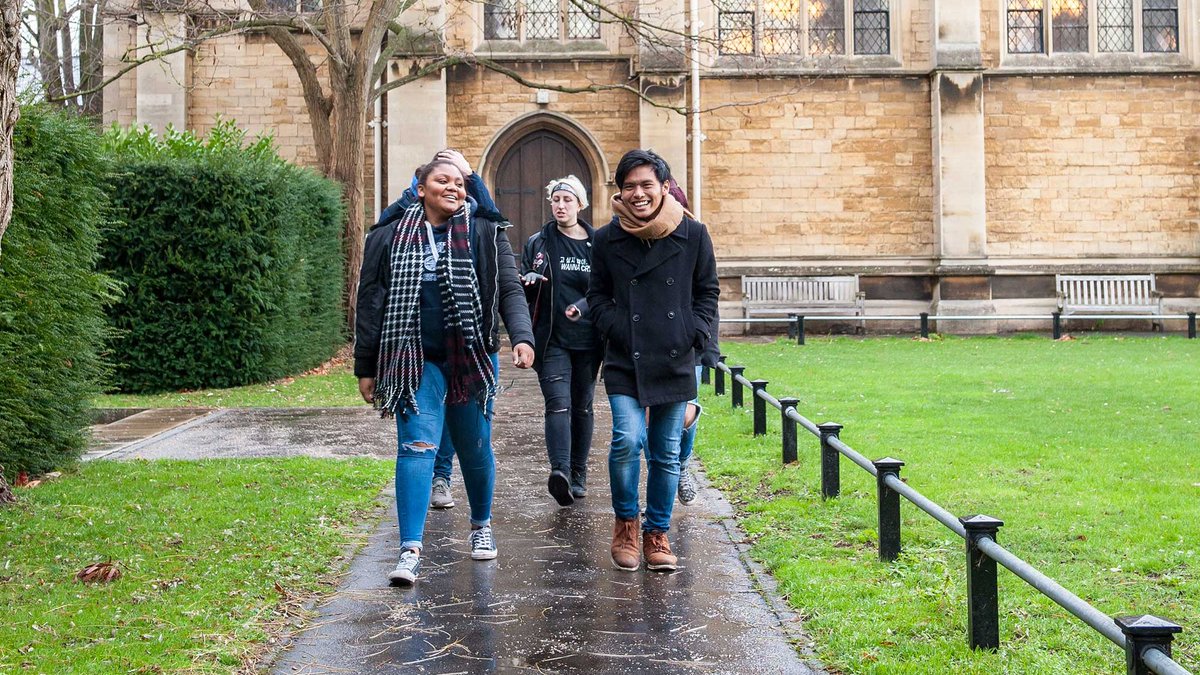 Interested in studying a BA in English or English and creative writing? Book a place on our open day on 6th Nov. It’s a great opportunity to chat with lecturers, check out our campus, and find out why we are currently ranked 16th in the UK by the Guardian. glos.ac.uk/visit-us/open-…