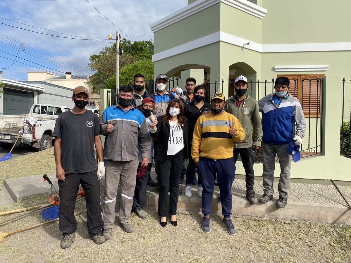 ines_byd's tweet photo. Equipo del Cepar Norte, trabajando todos los días con pasión y alegría para brindar más y mejores servicios.
¡Hay equipo!
Gracias 🤩 @VilteDani @CeparNorte https://t.co/xREVKahXTT