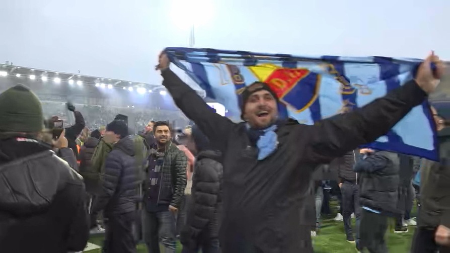 krickeeee's tweet photo. Vilken dag vi hade för exakt 2 år sen! Det gör vi gärna om! 🏆💙 #2nov2019 https://t.co/dVDucIrihZ