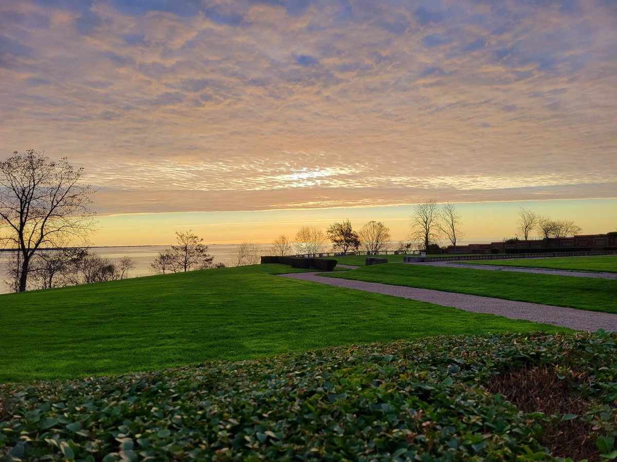 Jim Fowler tweet media