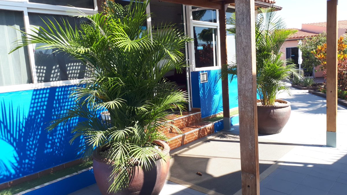 Tropicallazona.com gay resort only men