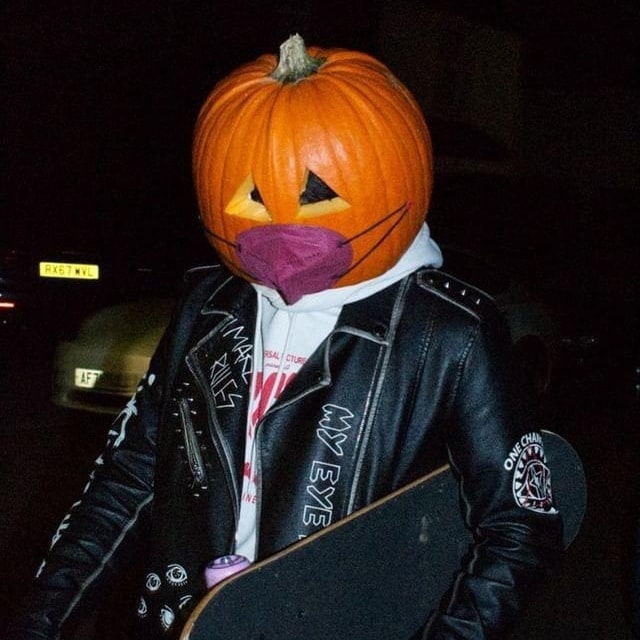 airnatech's tweet photo. Halloween...🎃

#airnatech #halloween 
#seguridad #proteccion 
#mascarillasreutilizables 
#airnstechstyle https://t.co/zKhZCM4fIw