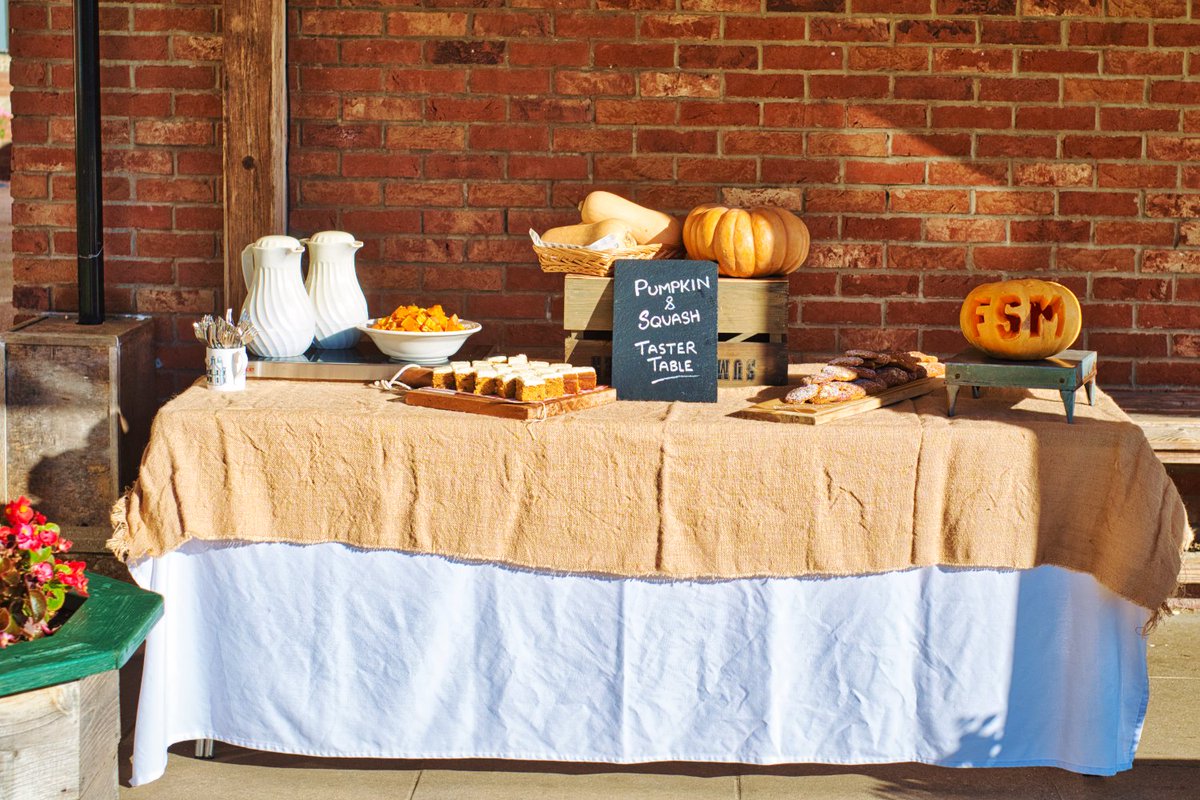fsmschool's tweet photo. Today our incredible @FSMkitchen put together an excellent seasonal taster table for our pupils. 

It gave them the opportunity to try new foods and flavours, including the incredible pumpkin soup, cake and cookies!

#Food #pumpkins #Autumn #trynewthings #prepschool #Hampshire https://t.co/HyGTOIYbvI