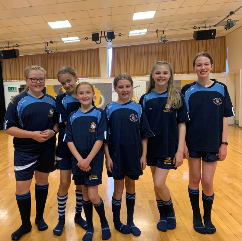 StsPnP's tweet photo. The #SubjectOfTheWeek is PE and this time the focus is our amazing extracurricular clubs which include: Rugby, KS3 Dance, Multi-sports (Mondays), KS4 Dance (Tuesdays), Football, Netball (Thursdays).  See more on Facebook https://t.co/ORpzEySbXI

❤️💛💙

#BePandP #Opportunity #PE https://t.co/lzZNz8Y1Pp
