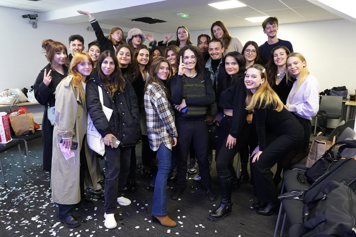 supdepub's tweet photo. #creativefactory Nos étudiants de Masters anglophones Luxury ont eu pour projet l'organisation d'un défilé de mode avec comme thème : La Nuit 🌚
Bravo à vous ! 👏
📸 Photographe © Serge Potier
#CreativeFactory #SupdePub #SdpInternational #International #Luxury #Luxe #Mode #Defile https://t.co/yc3pDrSBkt
