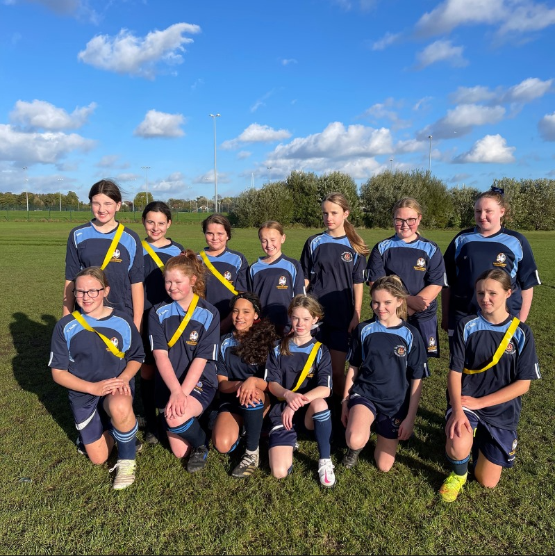 StsPnP's tweet photo. The #SubjectOfTheWeek is PE and this time the focus is our amazing extracurricular clubs which include: Rugby, KS3 Dance, Multi-sports (Mondays), KS4 Dance (Tuesdays), Football, Netball (Thursdays).  See more on Facebook https://t.co/ORpzEySbXI

❤️💛💙

#BePandP #Opportunity #PE https://t.co/lzZNz8Y1Pp