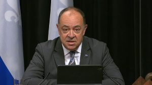 MatSteMarie's tweet photo. Tentant de calmer le jeu, le ministre de la Santé, Christian Dubé, a promis que son gouvernement changera de ton avec les médecins de famille sur la prise en charge de patients, lors d'un événement organisé par le Collège des médecins, lundi. 
#polqc #CMQ

https://t.co/O6uVUUGx9L https://t.co/EVCYIYJVUh