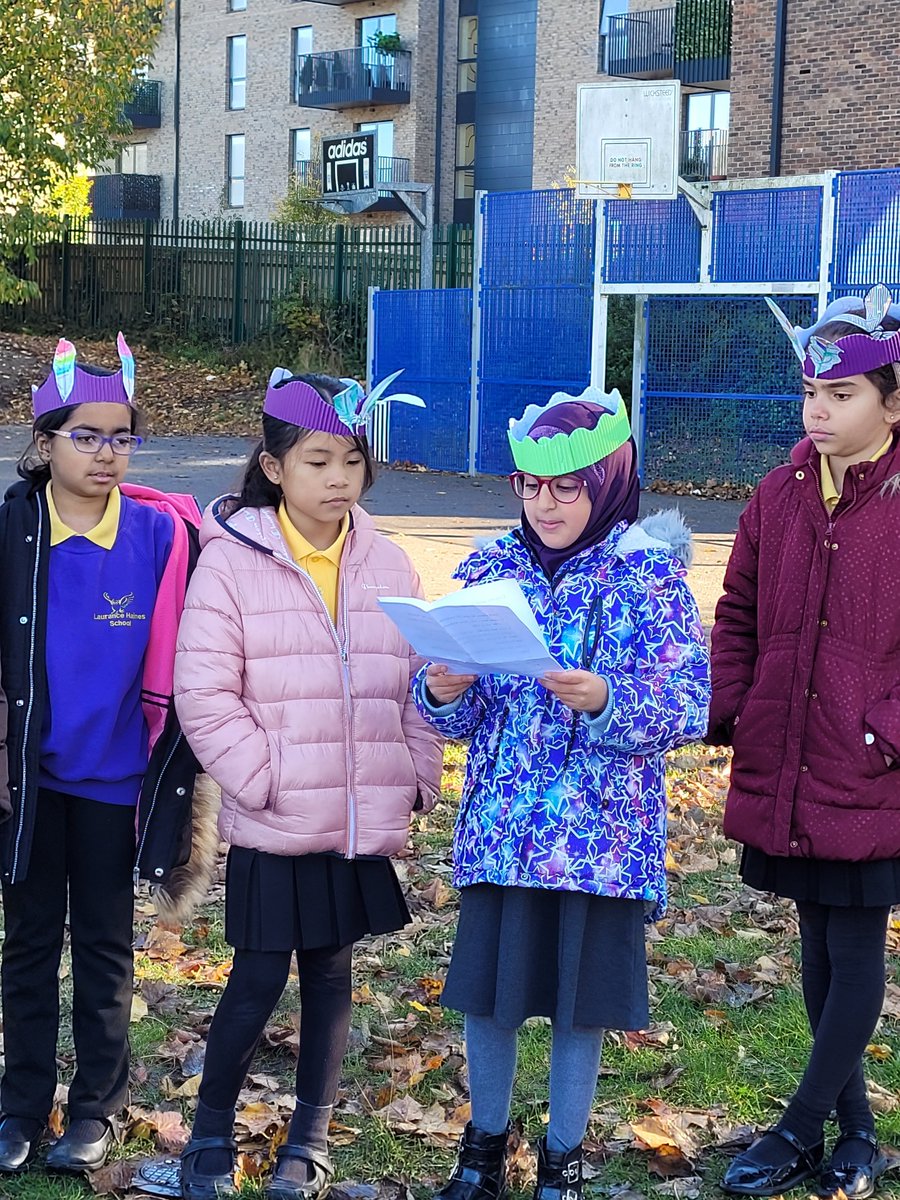 MrsgreenLHS's tweet photo. Campfire time and stories in Team Palm @HeadLHS @MissBurrellLHS @MissBanksLHS @MissDunworthLHS @DelginovaMonika @LHS_Watford https://t.co/gdX1t4o92t