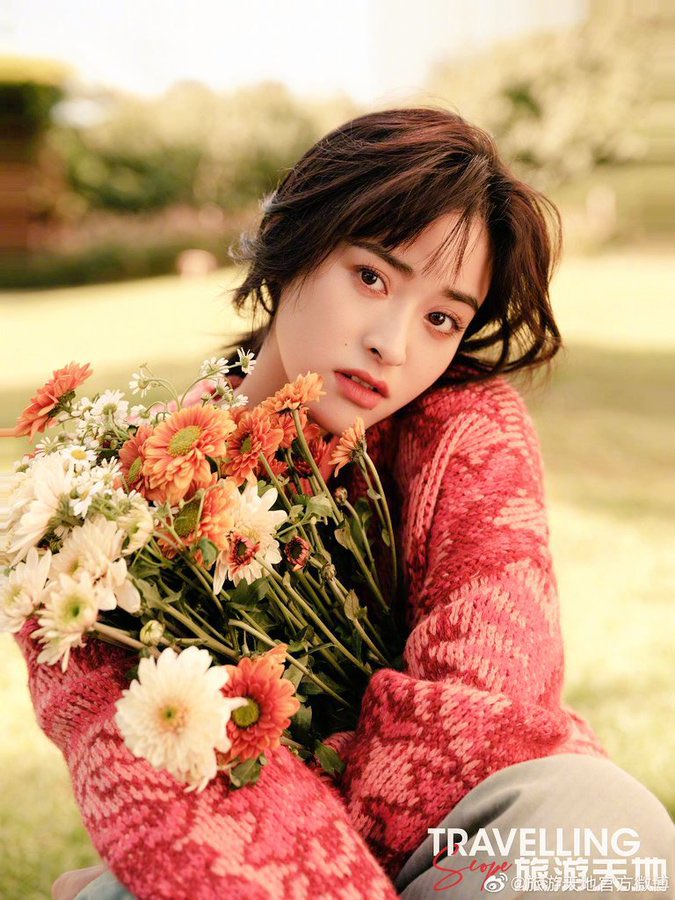 FicMeteo's tweet photo. When your fave looks every day of her actual age knowing that she could still pass for a high schooler when her characters call for it π₯°
#ShenYue
#VersatileLook https://t.co/K1HF0PZtDN