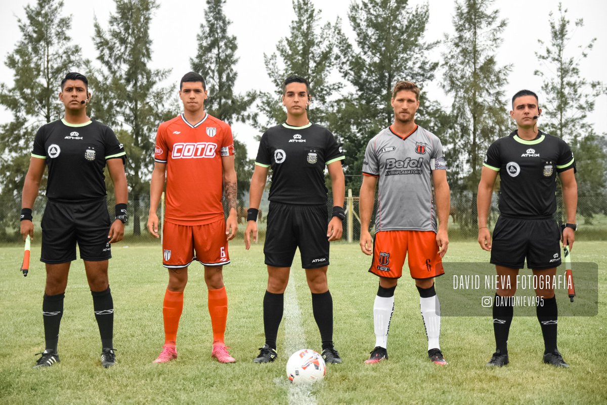 #ReservaNacional | Se juega en Cardales <a href="/ClubTSuarezOk/">ClubTSuarezOk</a> - <a href="/defeweb/">Defensores de Belgrano</a> 

📸 <a href="/davidnieva95/">David Nieva</a>  fotógrafo oficial