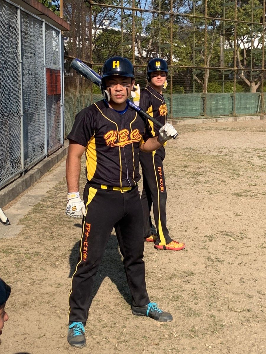 10/31
VS西日本工業大学さん

1試合目 5-2 ●
2試合目 3-2 ○
3試合目 5-5 △(9イニング)

1勝1敗1分でした！

3試合も出来たのは西日本工業大学さんのおかげです🙇‍♂️
ありがとうございました！
またよろしくお願いします！

#北九州 #草野球 #凡事徹底
#イケイケ #enjoy勢