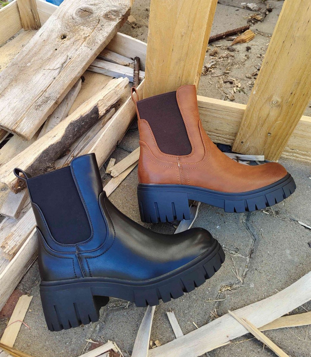 1MODA's tweet photo. Ankle Boots by Seastar
https://t.co/KNTrEEEmY2

#feetstagram #boots #ankleboot #seastar #b2b #shoewholesale https://t.co/yO34Lp3Lx0