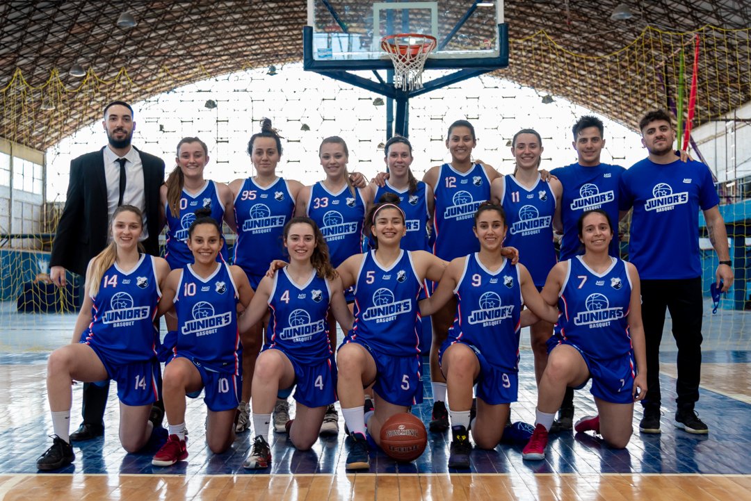 basquetFBPC's tweet photo. ⛹️‍♀️ #LigaCordobesa #VAMOSPORELSUEÑO
🏀 Definidos los semifinalistas en la Liga Femenina. Además se realizó el sorteo y quedaron armadas las dos llaves.
📌 https://t.co/F3C6LiCfV7 https://t.co/cYsTG4y1MW