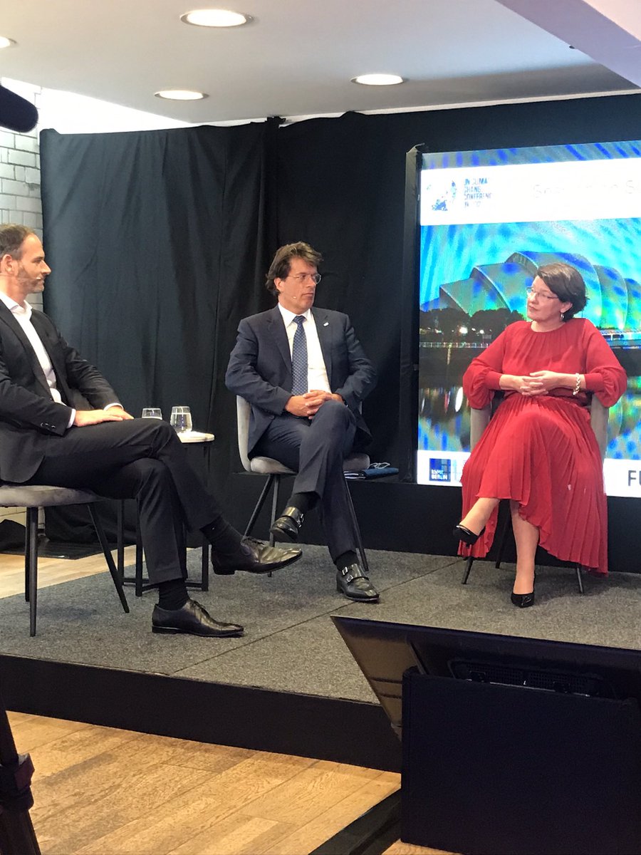 PGDeutschland's tweet photo. #CEOStudy #FUTURIST @COP26 #AstridTeckentrup on stakeholders: ‚We need to innovate the supply chain with our retail partners.  And we need to deliver irresistible products in a sustainable way, ie bake in sustainability‘ https://t.co/ZKLwWqS3e5