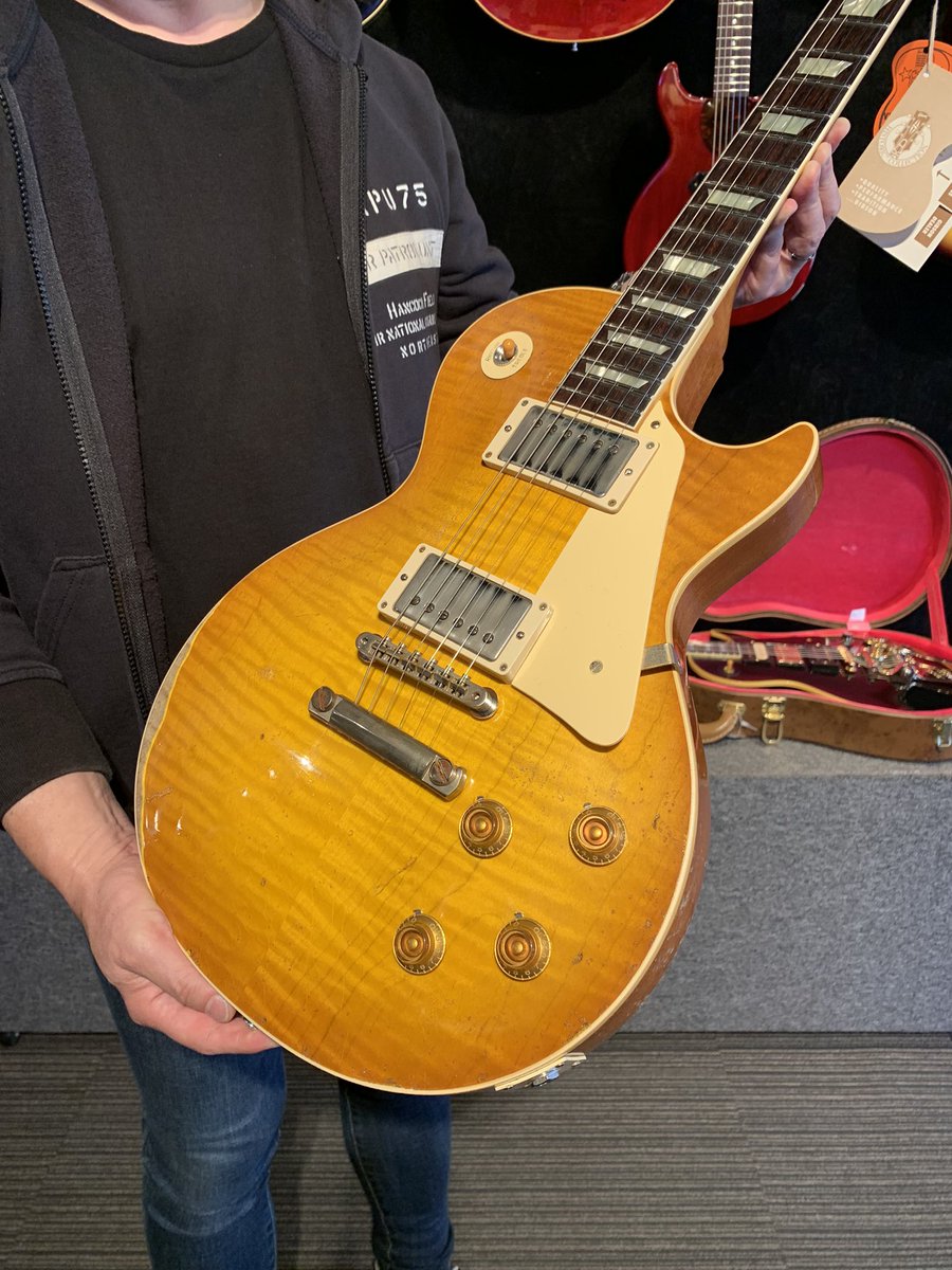grover102n's tweet photo. MURPHY LAB 59LP ULTRA HEAVY AGED LEMON BURST 

やっぱりアタシにはフォトテクありません… https://t.co/1ukjO2S7s6