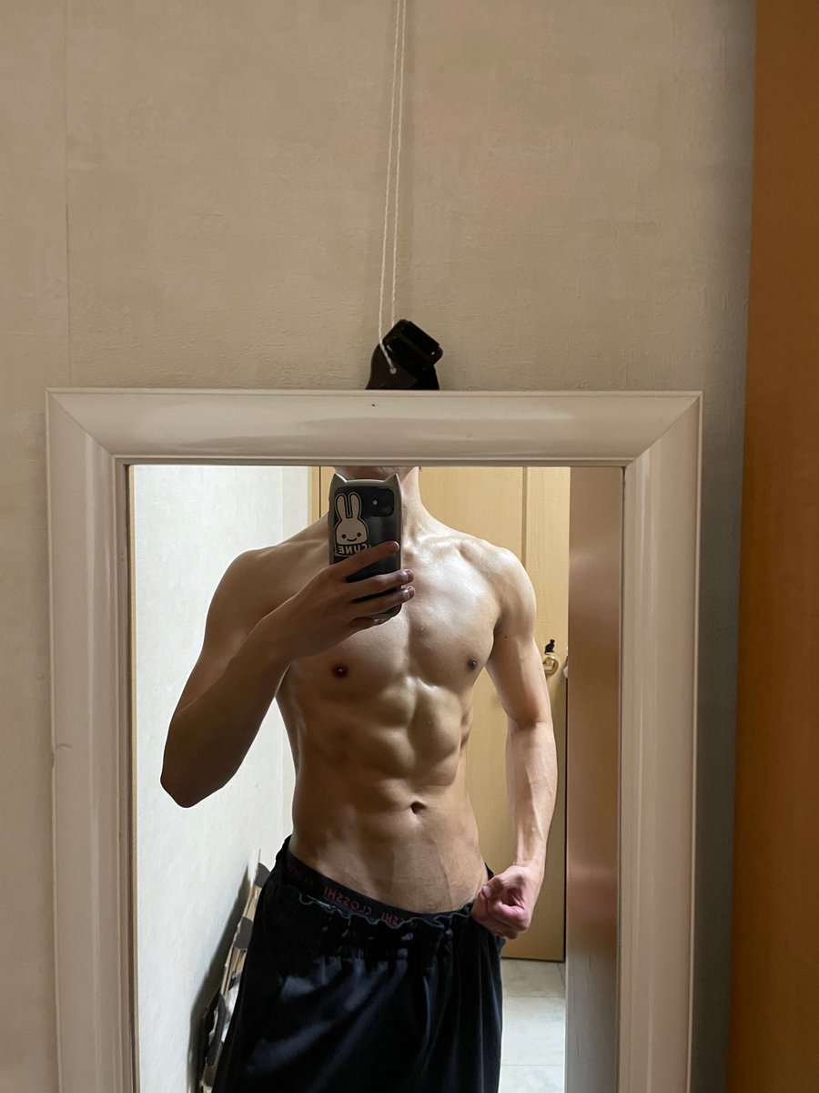 りん 筋トレ垢 tweet media