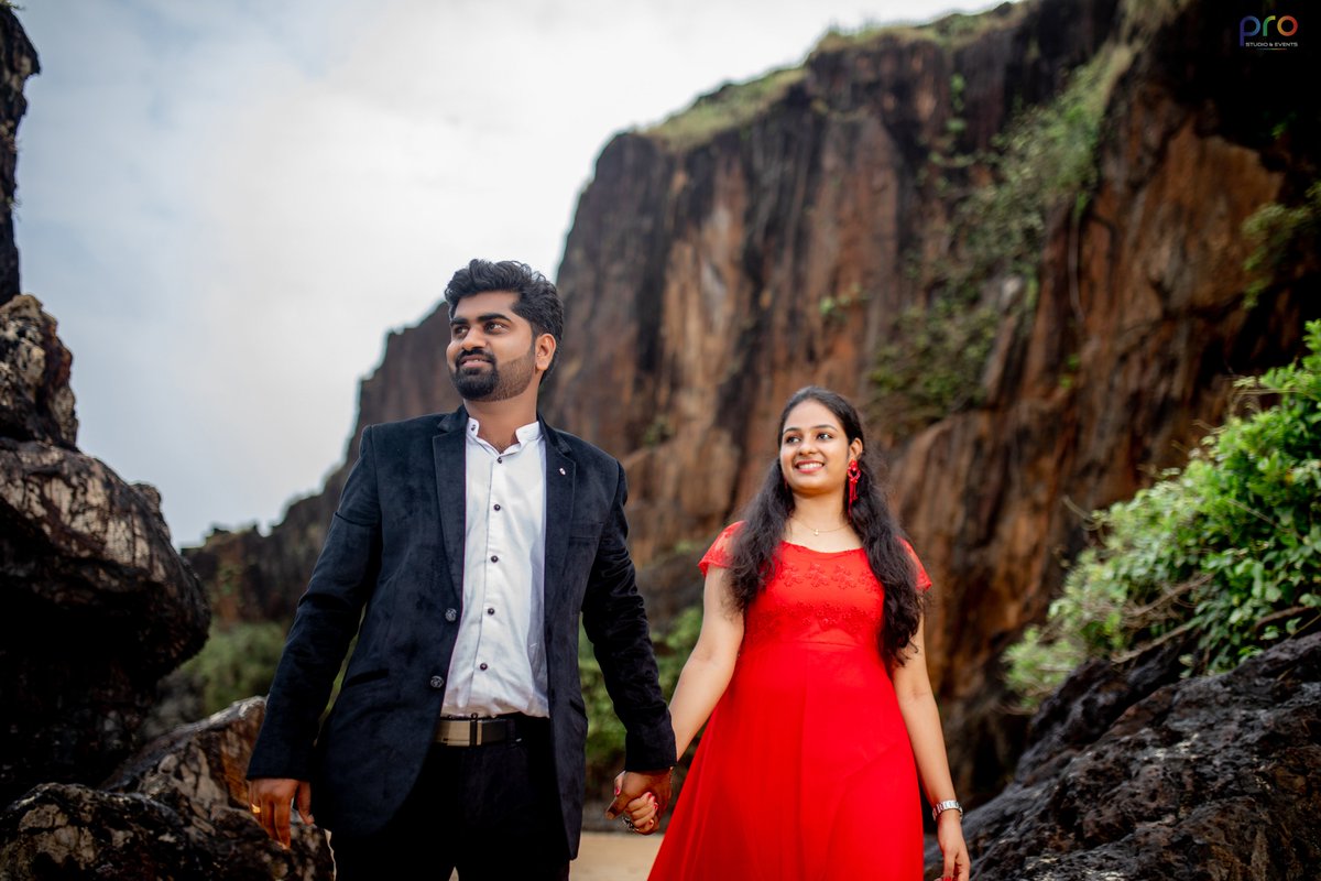 newprostudio's tweet photo. We will make our own world together.
Best Pre-Wedding Momentum captured by @newprostudio &amp; Events
#prewedding #preweddingshoot #prostudio #newprostudio #davangere #prostudioevents #Photography #honnavarphotography #honnavar #PhotoOfTheDay #photo #PhotographyRedefined https://t.co/t6p0J2q6hG