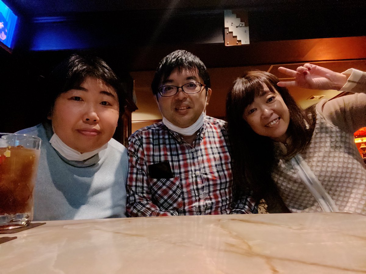 kumi_liliho's tweet photo. #おしゃべりあざらし
大先輩の2人と源さんのお店で楽しい夜❣️
#M2LIVE
#帯広
#帯広ジャズバー https://t.co/nw55a6PsY1