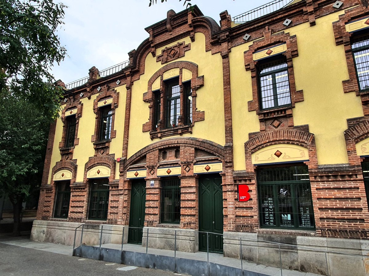 TeRRIFICA_'s tweet photo. News from our pilot region at the metropolitan area of Barcelona!
Under the title "Cocreation: from theory to practice", @ACUPcatalunya @GUNi_net organized this Social Methodology Lab at @lfds_bcn with @Coperfield4sg #Kaospilot.
⬇️⬇️⬇️ https://t.co/sHR3wGyKxW
