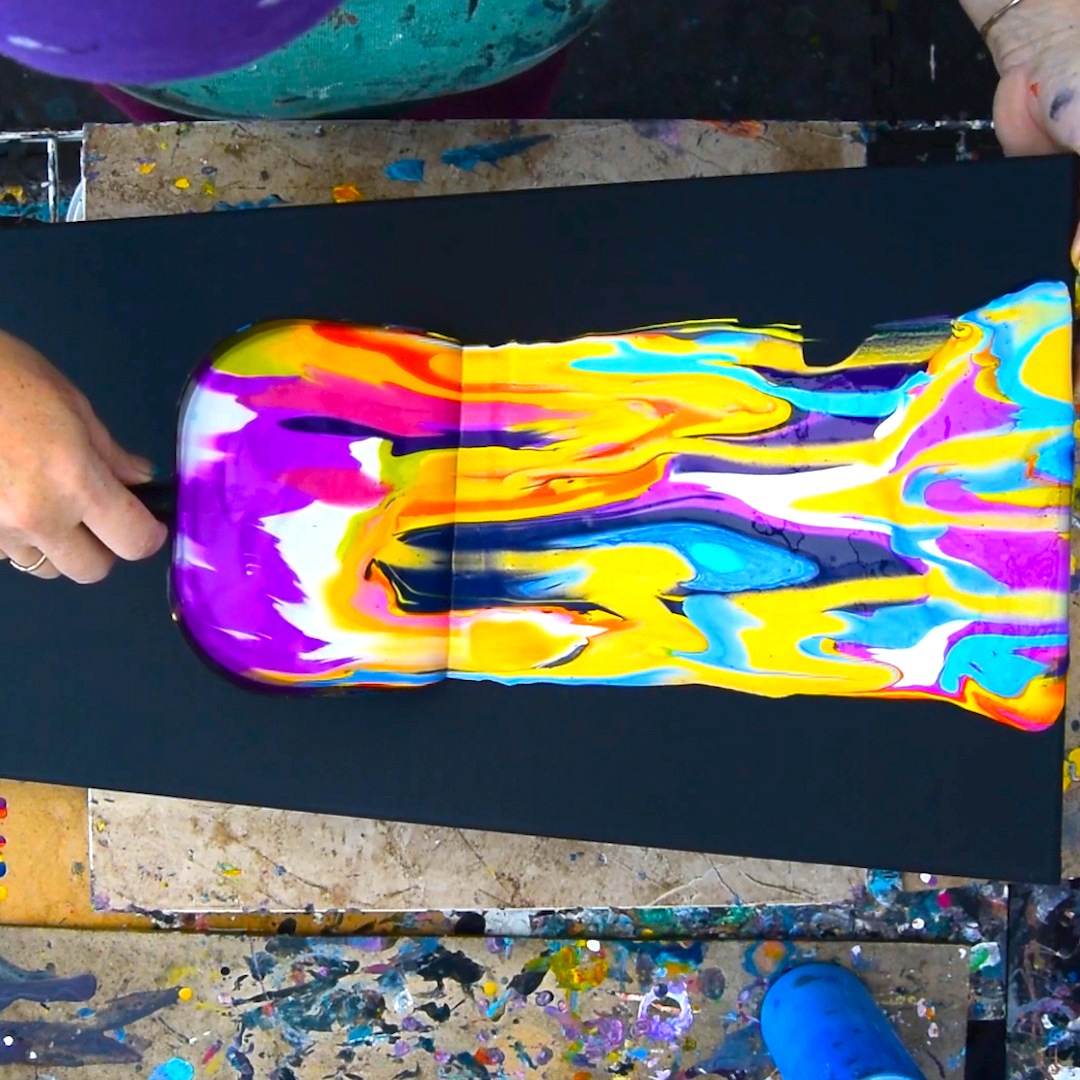 Art Insider on Twitter "This artist creates fluid art with a dustpan 🎨…