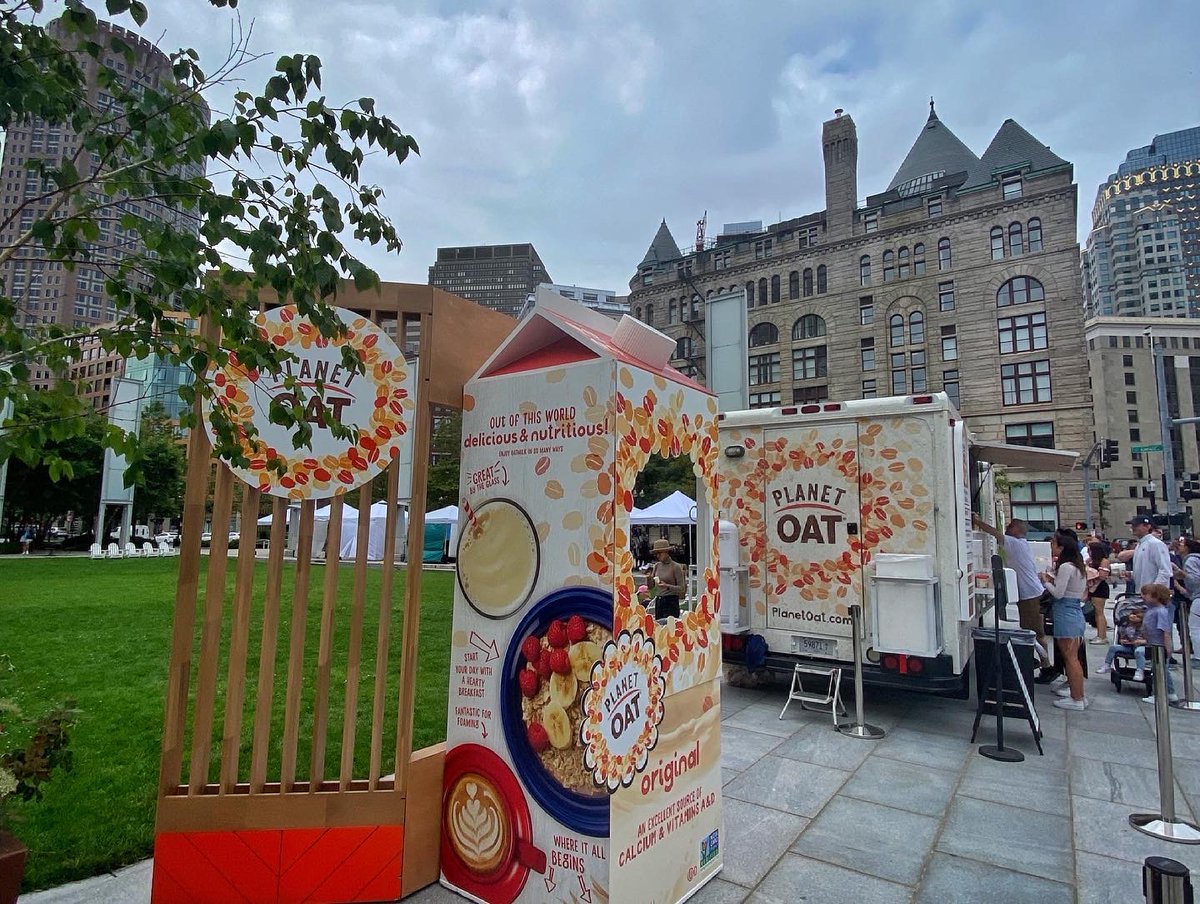 OverheardAtABEL's tweet photo. Did you know that we have a food truck that we can customize entirely for your brand, and then deliver to your event? Just ask @Planet_Oat! Their Summer Sample Tour was OAT of this world!๐ค
.
#experientialevents #brandactivation #eventpros
#planetoat #foodtruck #foodtrucklife https://t.co/KRFtRZjF4j