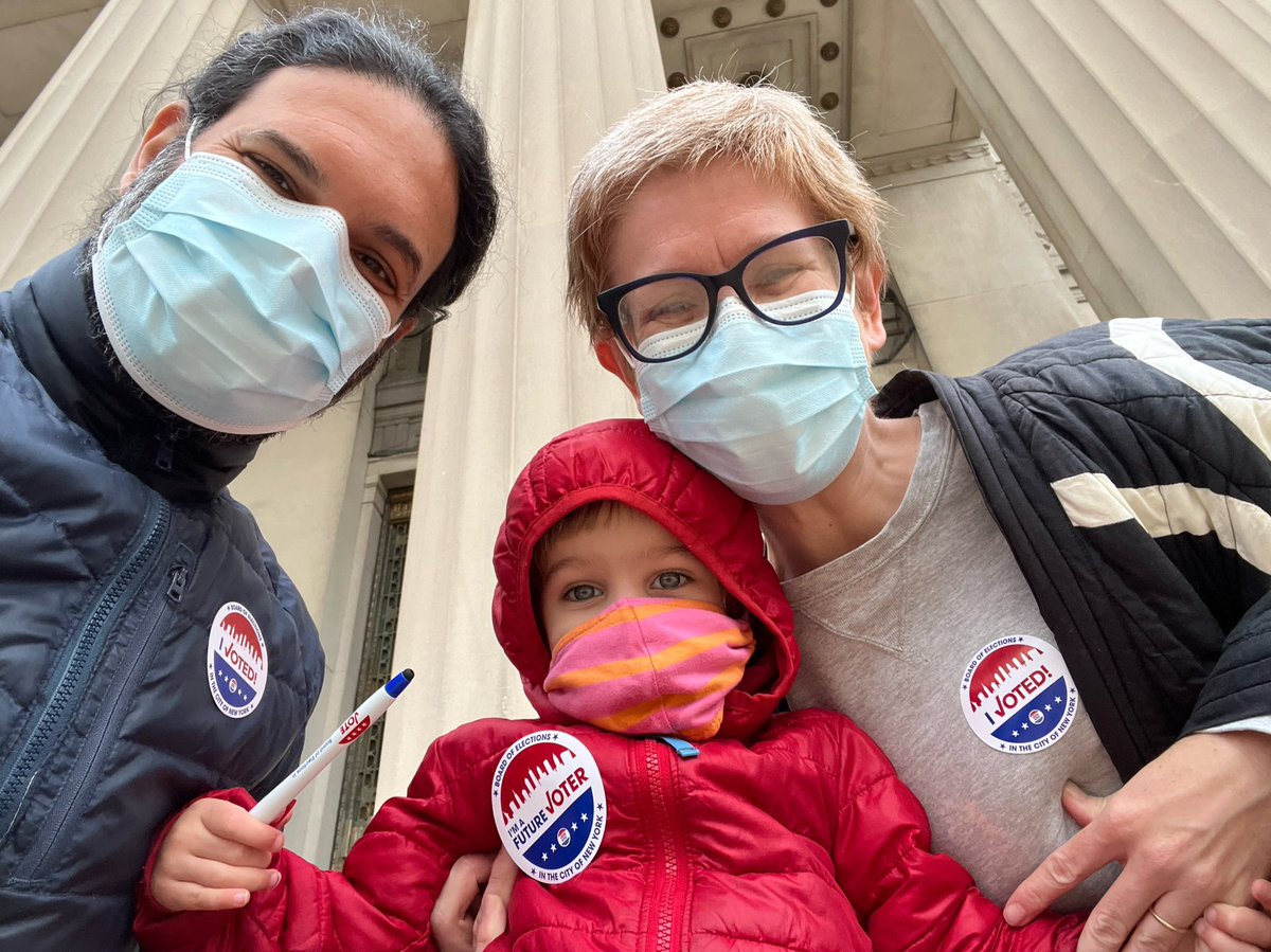 Elizabeth_Hamby's tweet photo. We voted! #futurevoter #whatcreateshealth https://t.co/Qty4aiHo76