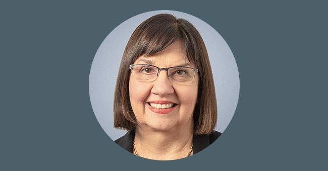 Congratulations <a href="/CLaFleurEnergy/">Cheryl LaFleur</a>! 

ISO-NE Board Chair has been named a @C3E_EnergyWomen Lifetime Achievement Award Winner for her work in #cleanenergy. Read more: bit.ly/LifetimeAchiev <a href="/energy/">U.S. Department of Energy</a>