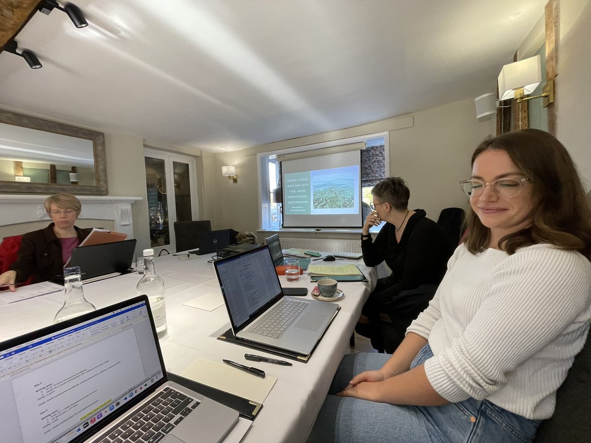 elisa_orofino's tweet photo. Amazing time with the fabulous team  @PIERatARU at our writing retreat 💻🤓

Productive writing sessions focusing on our research themes #CSA, #policing and #terrorism. 
#writingretreat #productivetime #colleagues https://t.co/X9RJ2s2HmV