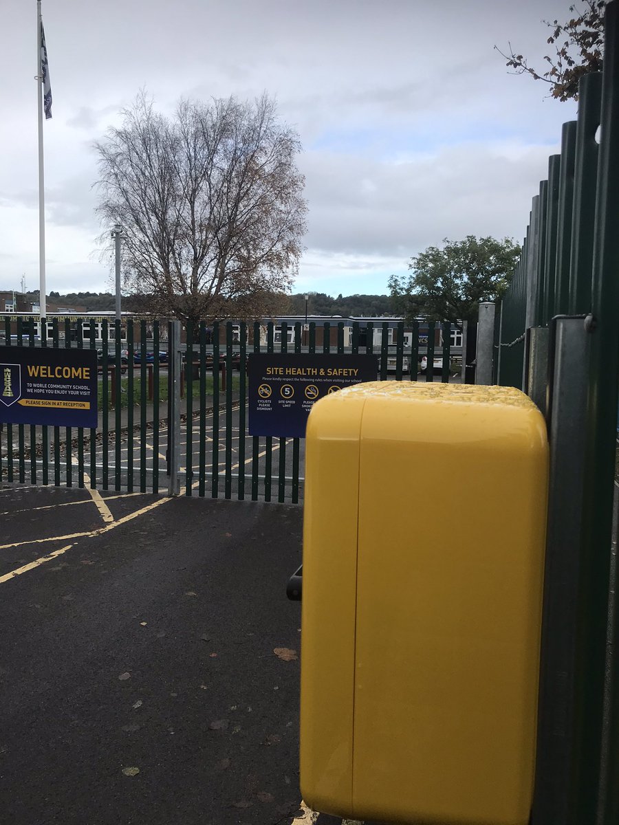 NevilleColes's tweet photo. A community defibrillator installed @WorleCSA - over half term - please publicize ✅☘️👍#savinglives https://t.co/4lysE1TwbS