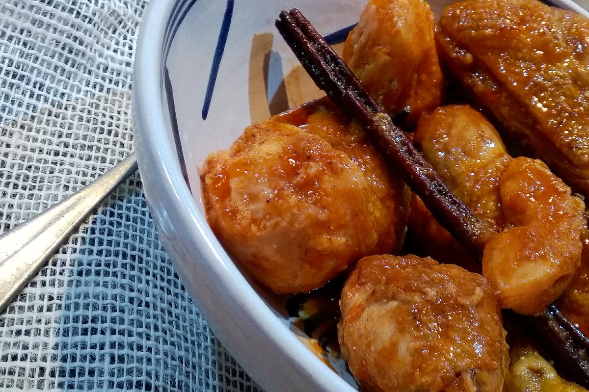 femcuinetes's tweet image. #mervellosatardor #detemporadamillor
Una recepta d'El Llibre del coc del mestre Robert amb #codonys i gallina
@Agem_majoristes
👇
robabruta.blogspot.com/2021/11/gallin…
#cuinacatalana #cuinamedieval #montsefemcuinetes #receptesencatalà