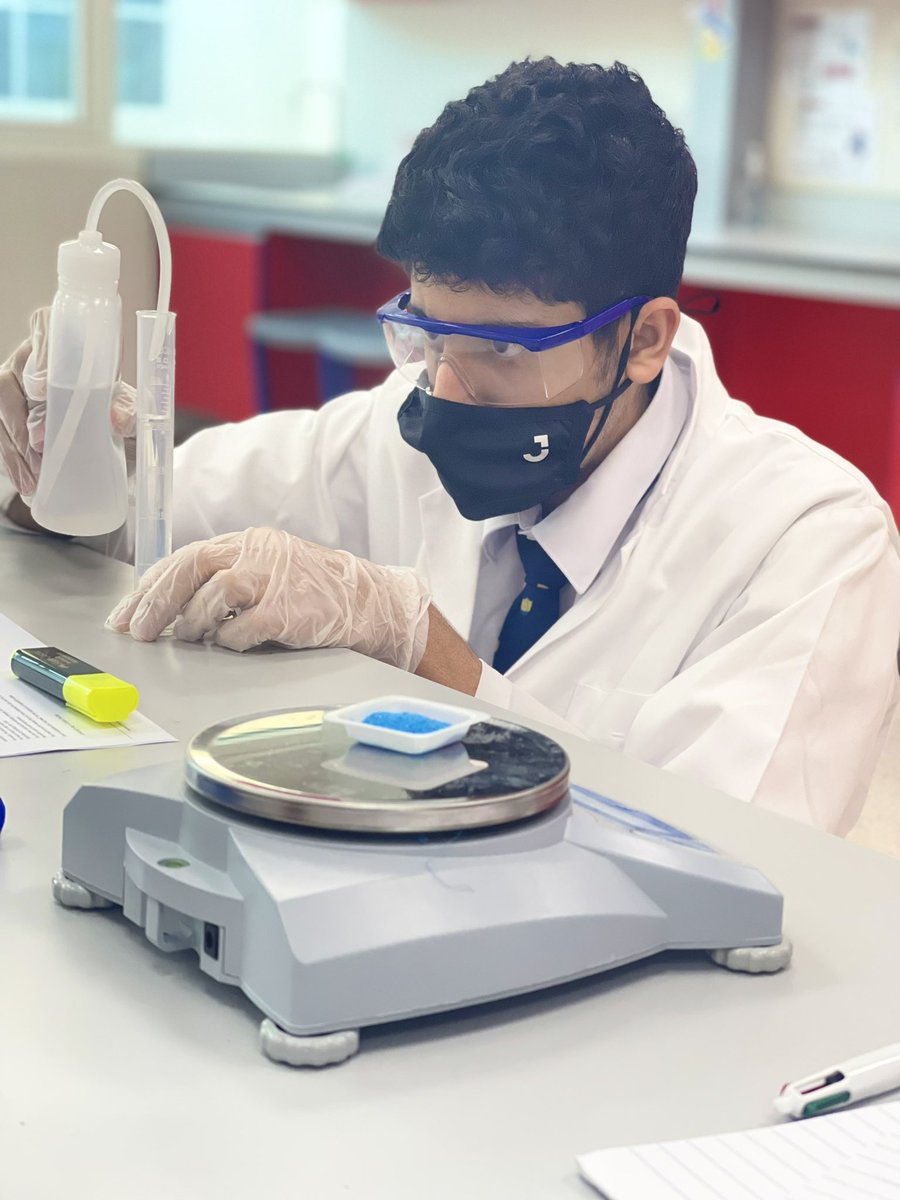 Science at Amity Abu Dhabi tweet media