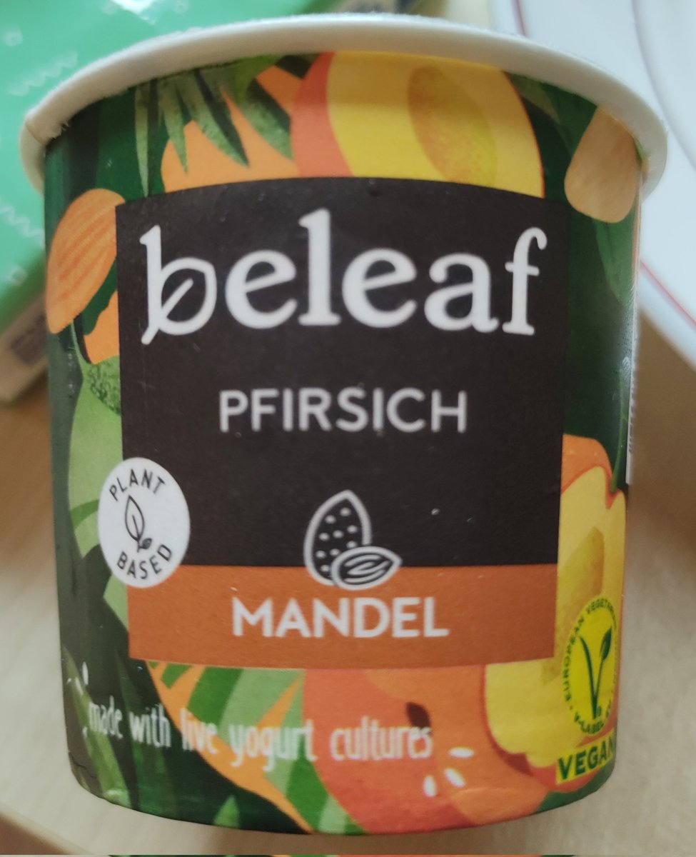 Aufgrund aktueller milcheiweißfreier Ernährung probiere ich mich gerade durch jede Menge neue Dinge. Der #beleaf (gefunden bei #ALDISüd) kommt erstaunlich nah an aus Kuhmilch hergestellten Joghurt Ran 🥳🤩