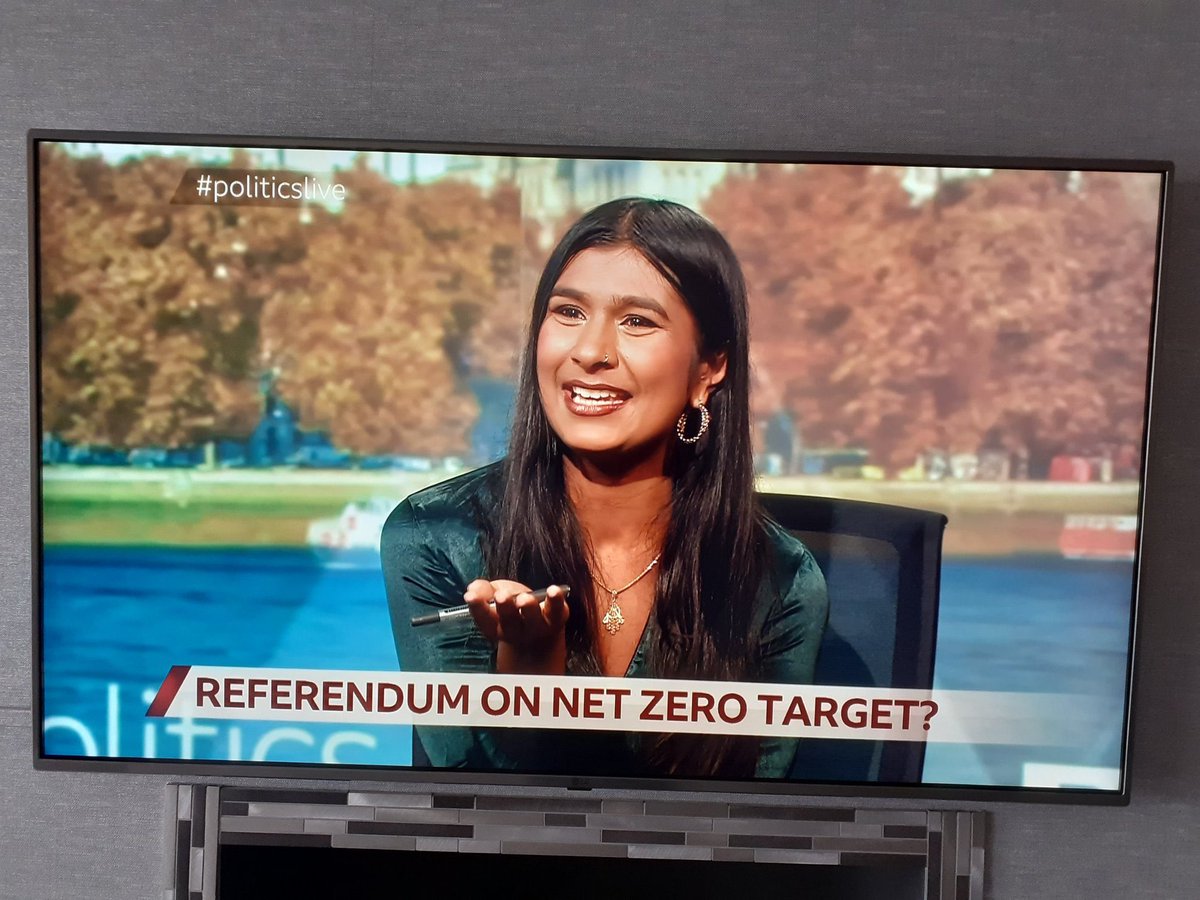 Ash Sarkar tweet media