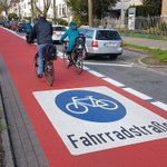 New podcast🎧How to make Europe #fitfor55 and carbon neutral by 2050? Listen and learn how Interreg projects are taking cars off the road! #COP26 #thisiseurope https://t.co/7bapFe3Zgo 