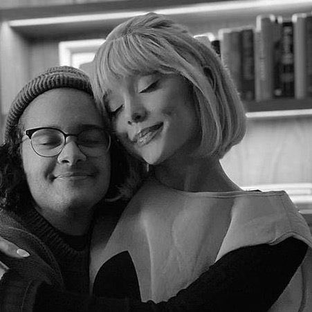 dwtkat's tweet photo. loml https://t.co/6oYeS6Huct
