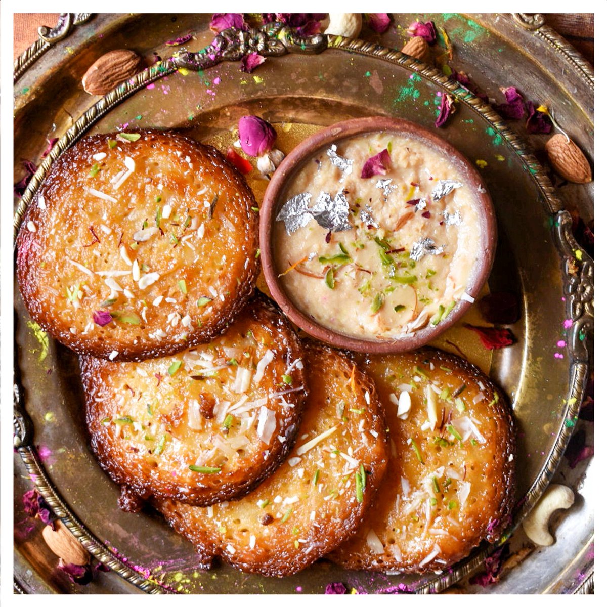 incredibleindia's tweet photo. Such delectable snapshots simply evoke festive joy &amp; zeal! This Dhanteras 2021, Incredible India brings to you the tasteful Malpua Rabdi, adorned with rich dry fruits of the season. So, which dessert are you celebrating it with?
#HappyDhanteras2021

PC: Neha Kumari https://t.co/9EbhDrUwcf