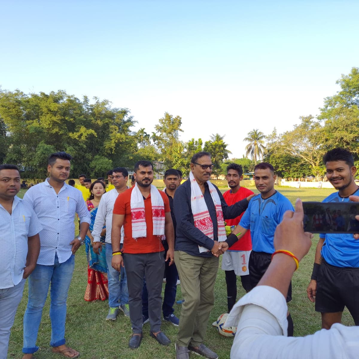 mriganka_dr's tweet photo. #chandrakantatalukdar Memorial Football Tournament continues, great initiative by @bjymofficial , Nalbari. Venues at #different playground of the district..final match of 1st round.. today at #chamata..@Bhabesh_KalitaR @cmpatowary @SidhankuBJYM @BJP4India @BJP4Assam @BJP4NALBARI https://t.co/czicSm4oyL