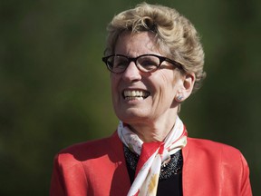 _scottreid's tweet image. BREAKING: On heels of minimum wage increase, Doug Ford announces plan to wear colourful scarves and acknowledge that @Kathleen_Wynne was right about every single goddamned thing #onpoli