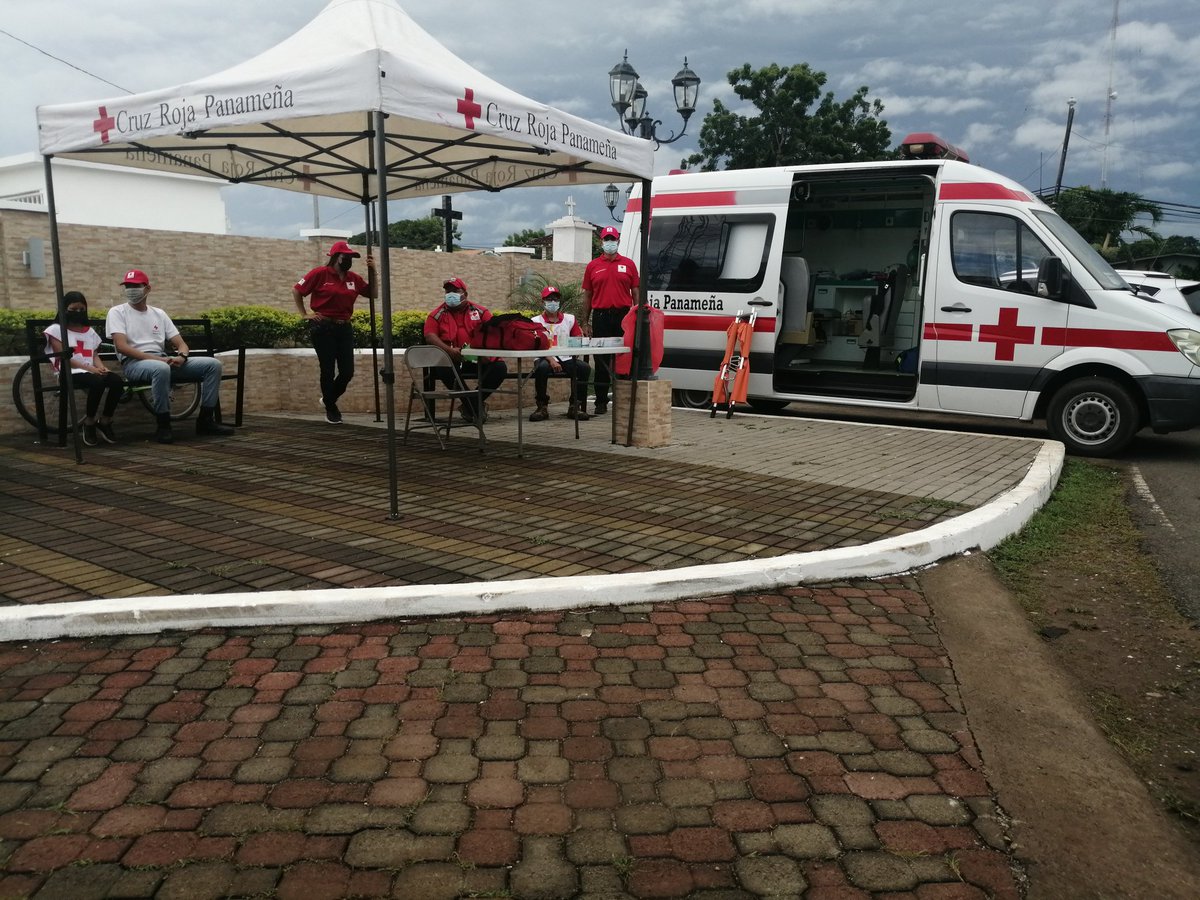 Mantenemos puesto de Atención en primeros auxilios y atención prehospitalaria en el Cementerio Francisco González Roca #cruzrojasiempreestá #juntoalosmásvulnerables <a href="/CruzRojaPanama/">Cruz Roja Panameña</a> <a href="/EliasSolisGon/">Elías Solís González</a> @RMensabe