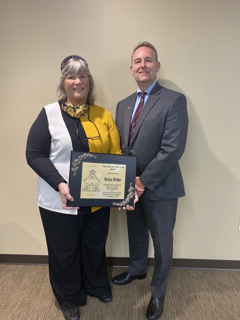 Congratulations to Evelyn Arthur on receiving the 2021 Teacher of the Year award! We're proud to have her as part of our team at Georgetown. #IgniteInspireInstill