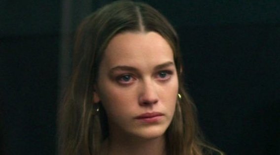 Noooo jaja tranqui no soy celosa

*le vibra el celular*